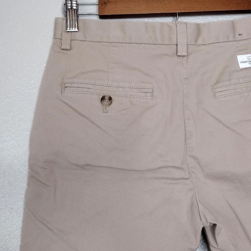 Vineyard Vines Boy's Preppy Casual Neutral Tan Outdoors Flat Front Short Size 16